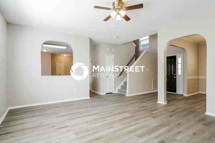 4900 Heatherfield Way - Photo 5 of 16