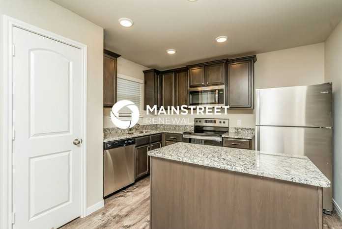 901 Nw 6th St - Photo 5 of 16