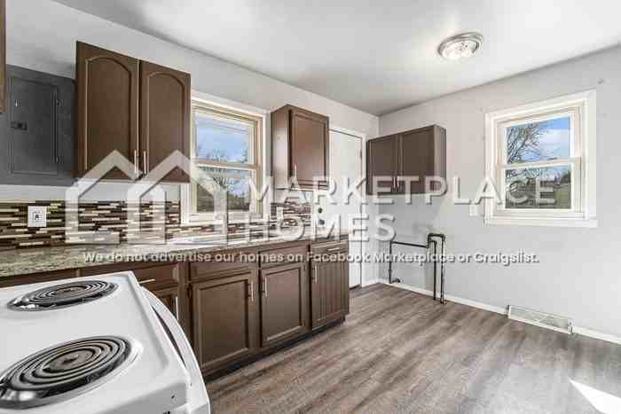 5993 John Daly St - Photo 6 of 22