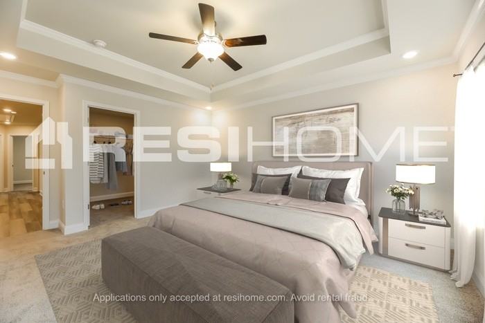 248 Aurora Ln - Photo 7 of 17