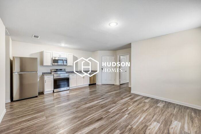 5321 Colonial Ave - Photo 5 of 14