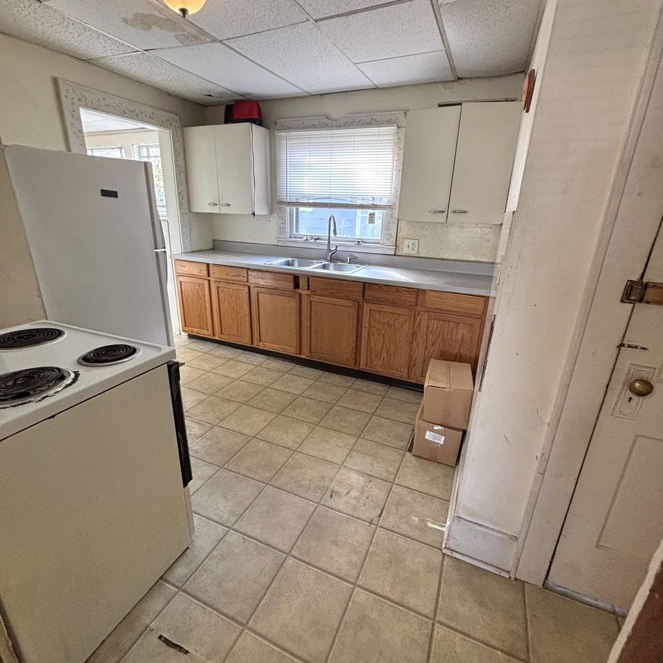 203 South Homer Street #B - Photo 3 of 10