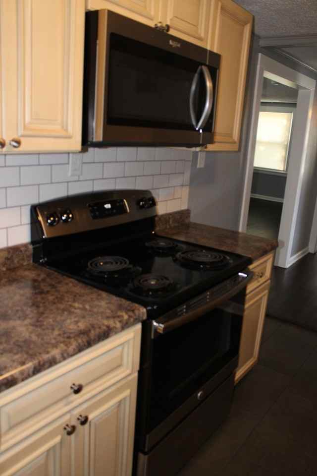 425 N Morse Ave #3 - Photo 6 of 23