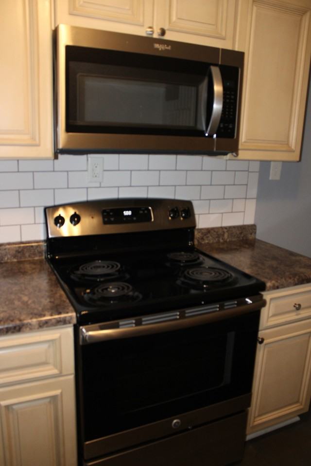 425 N Morse Ave #3 - Photo 7 of 23