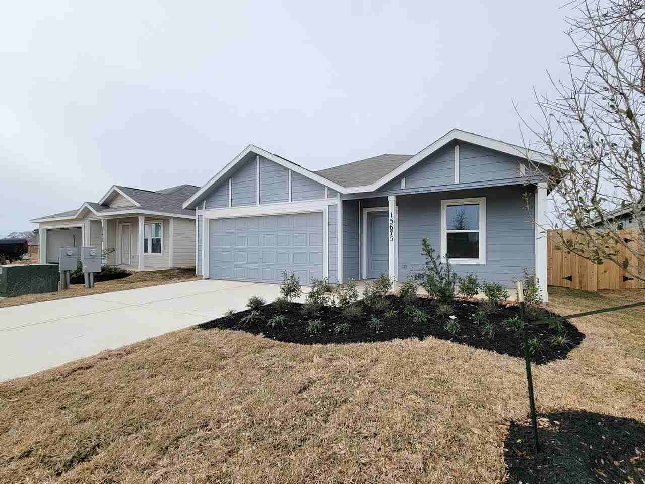 15675 Plum Brook Dr - Photo 2 of 43