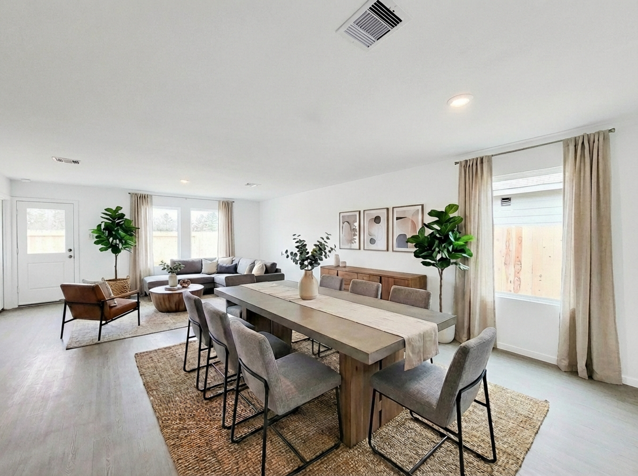 15675 Plum Brook Dr - Photo 4 of 43