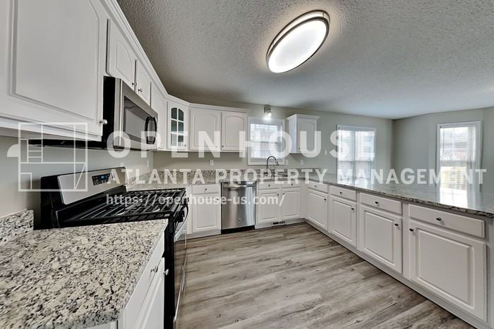 33 Ashland Cir - Photo 7 of 22