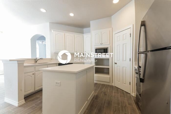 1093 Keeson Trl - Photo 6 of 18