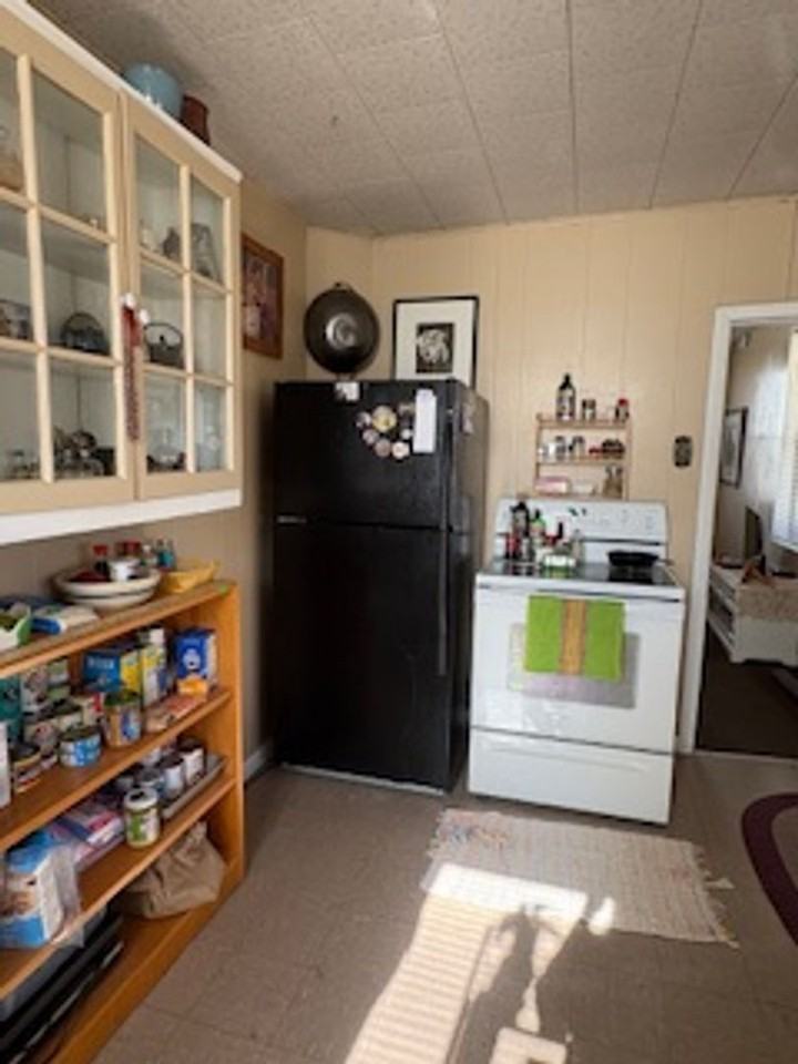 495 S 100 W - Photo 7 of 16