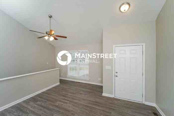 9305 Pinto Ct - Photo 4 of 15