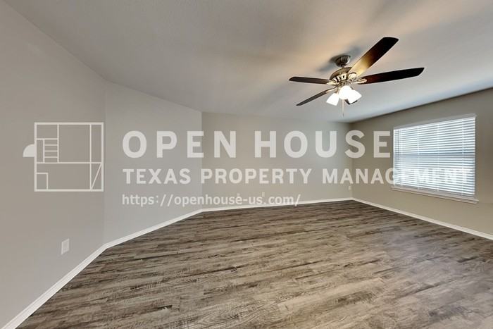 5817 Mirror Ridge Dr - Photo 4 of 25