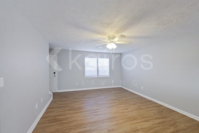 168 Deer Pkwy - Photo 2 of 22