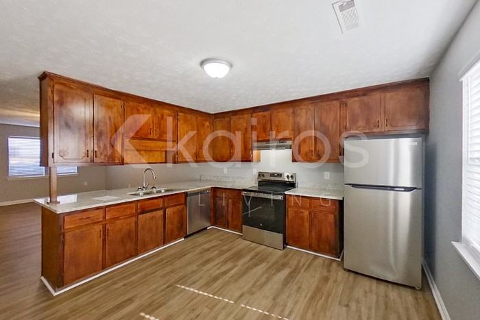 168 Deer Pkwy - Photo 7 of 22