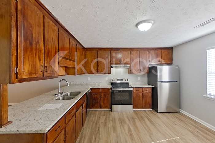 168 Deer Pkwy - Photo 7 of 21