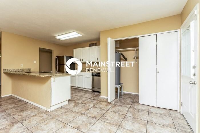 7106 Flameleaf Pl - Photo 6 of 16