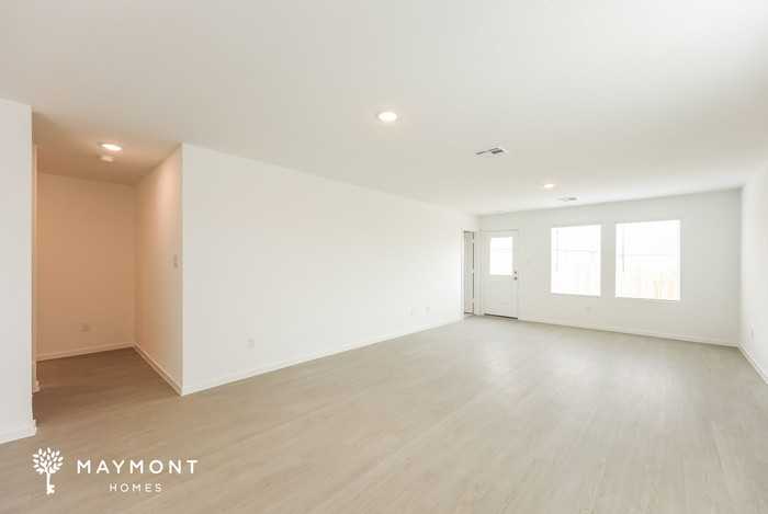 342 Kayden Ct - Photo 7 of 19