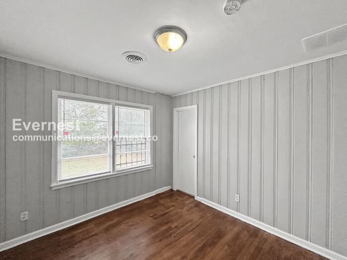 1758 Woodburn Dr - Photo 7 of 25