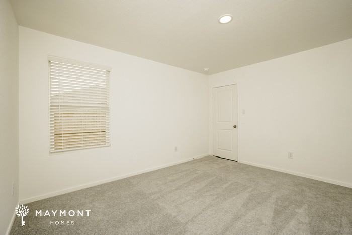 2420 Shady Grv - Photo 7 of 15