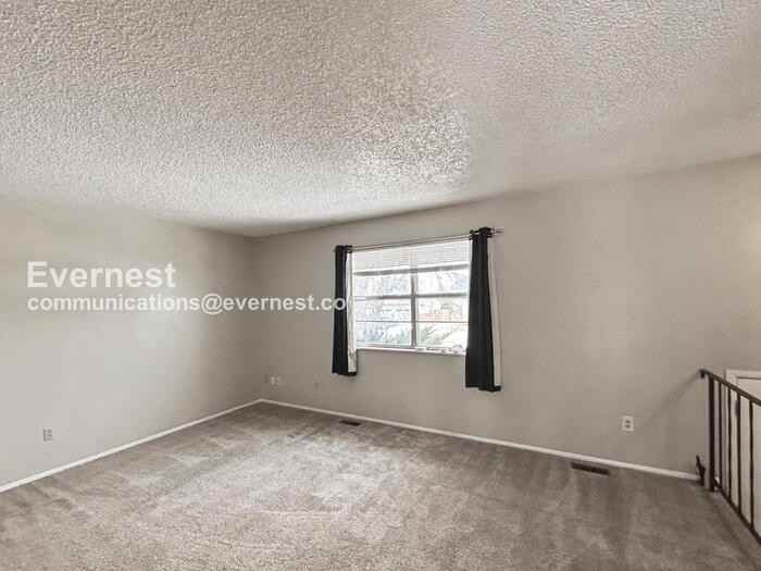 7380 Colonial Dr - Photo 6 of 20