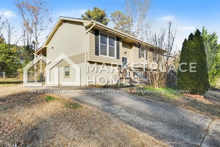 3676 Castle Rock Way #A - Photo 4 of 19