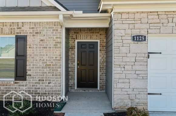 1125 Amadas Dr - Photo 4 of 27