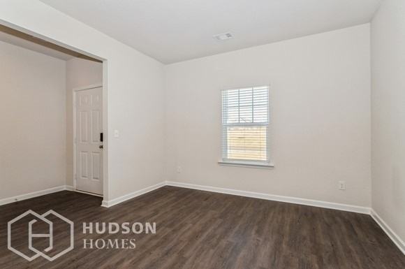 1125 Amadas Dr - Photo 6 of 27