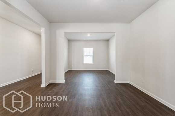 1125 Amadas Dr - Photo 7 of 26