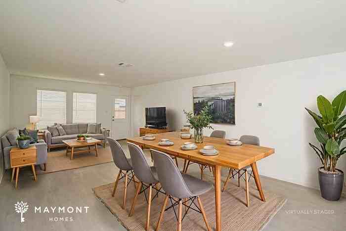 2424 Shady Grv - Photo 7 of 15