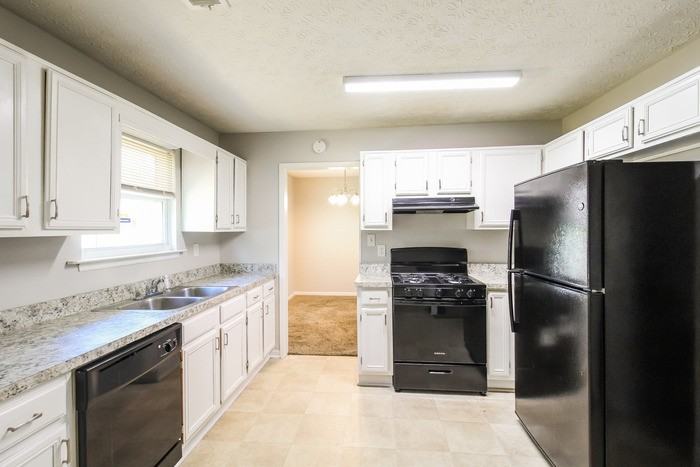 1733 Overlook Way Sw - Photo 7 of 12