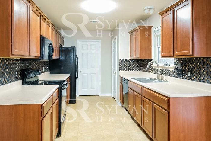 13236 Forest Sage St - Photo 7 of 16