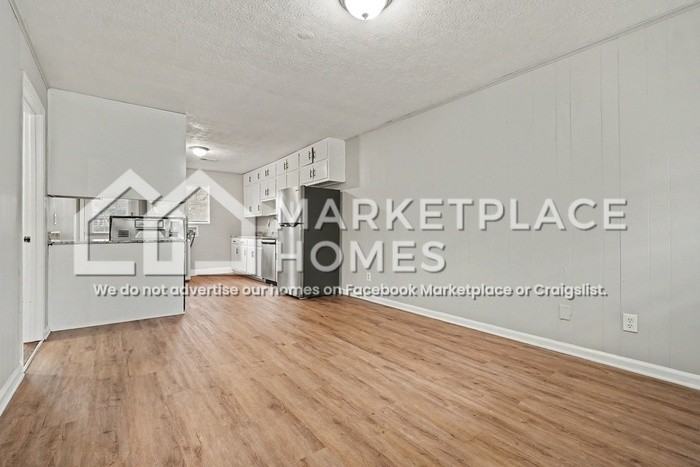 5713 Alabama St - Photo 6 of 19