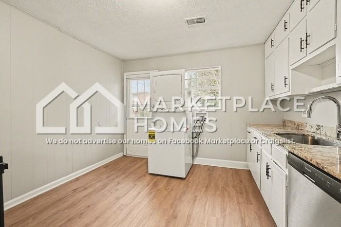 5713 Alabama St - Photo 7 of 19