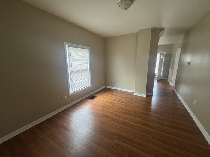 3941 Boulevard Pl - Photo 6 of 6