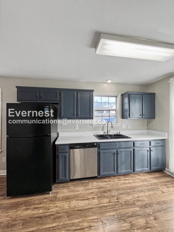 2904 Torrence Trl - Photo 4 of 26