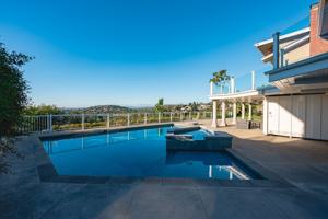 featured image of 11141 Limetree Dr