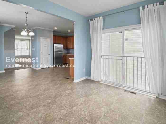 129 Macon Dr - Photo 5 of 26