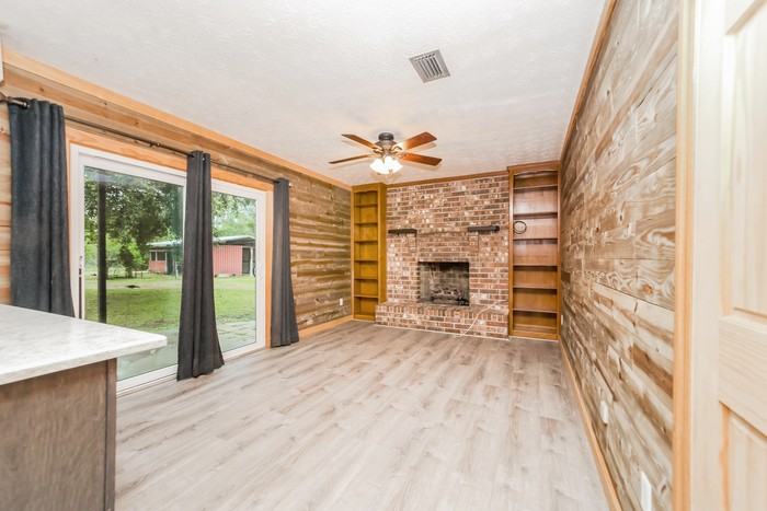 14151 Grover Rd - Photo 2 of 20