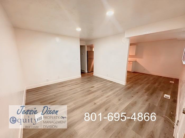 223 W 2350 N #C - Photo 5 of 17