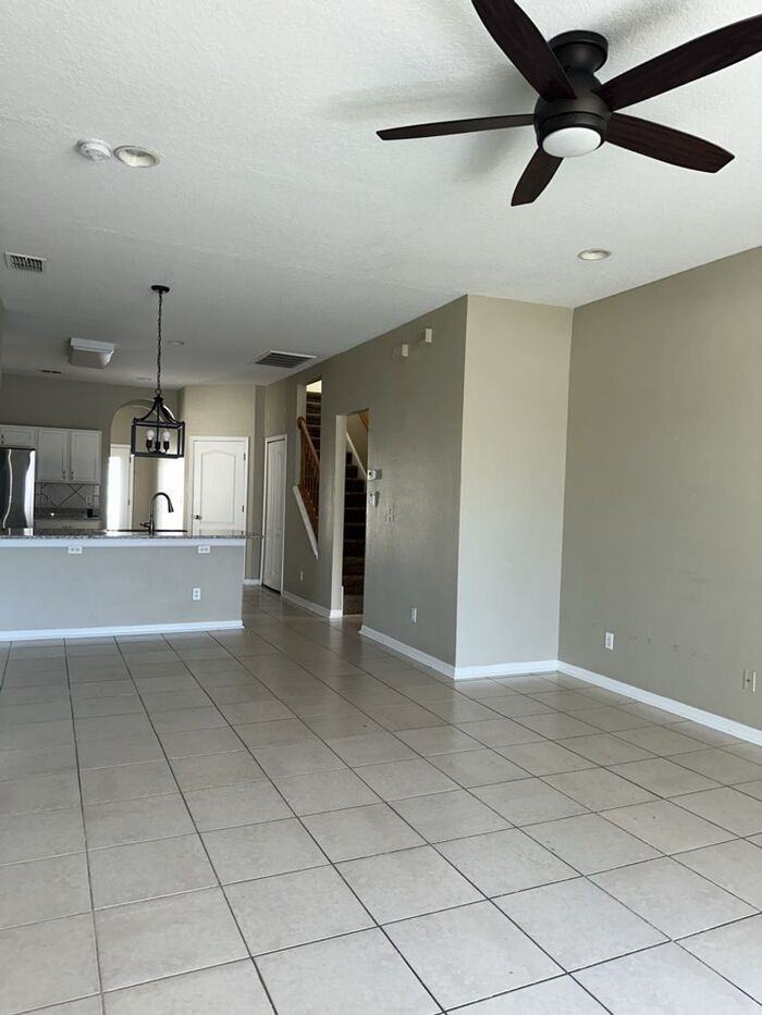 30513 Latourette Dr - Photo 5 of 26