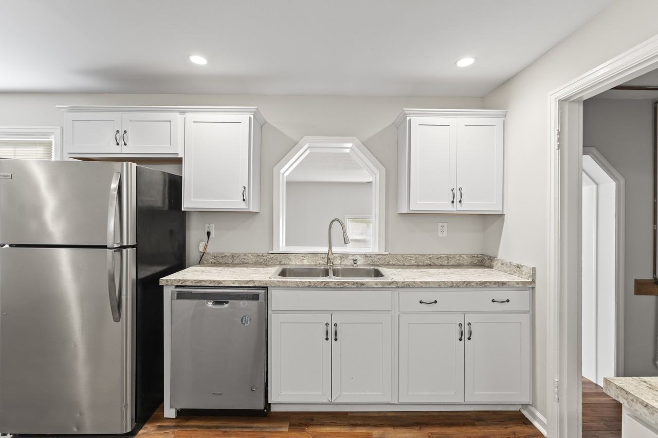 702 Della Dr #1 - Photo 7 of 34