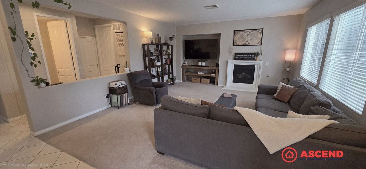 10003 Titanium St - Photo 2 of 8