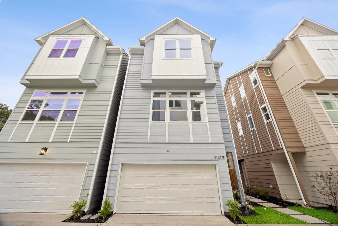 2121 Hoskins Dr Unit B - Photo 2 of 20