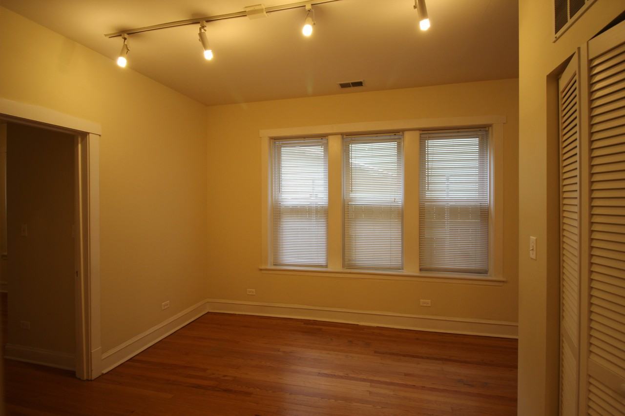 3657 N Pulaski Rd #2R - Photo 6 of 17