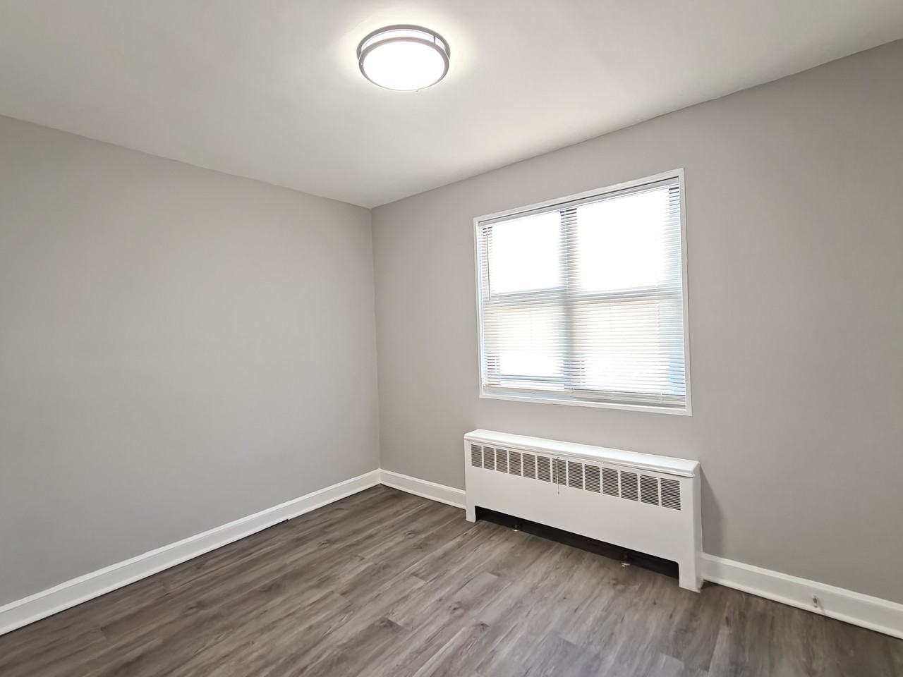 125 Forest Ave #4D - Photo 6 of 6