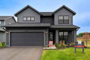 featured image of 3472 Knightsbridge Trl N #NA