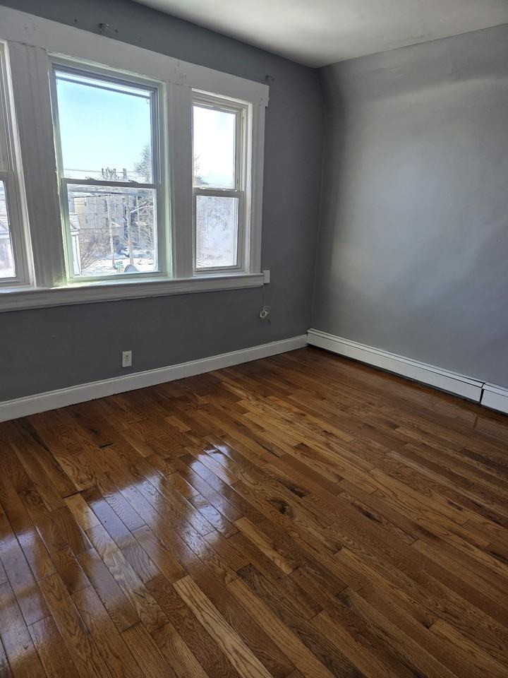 719 S 14th St #3 - Photo 3 of 16