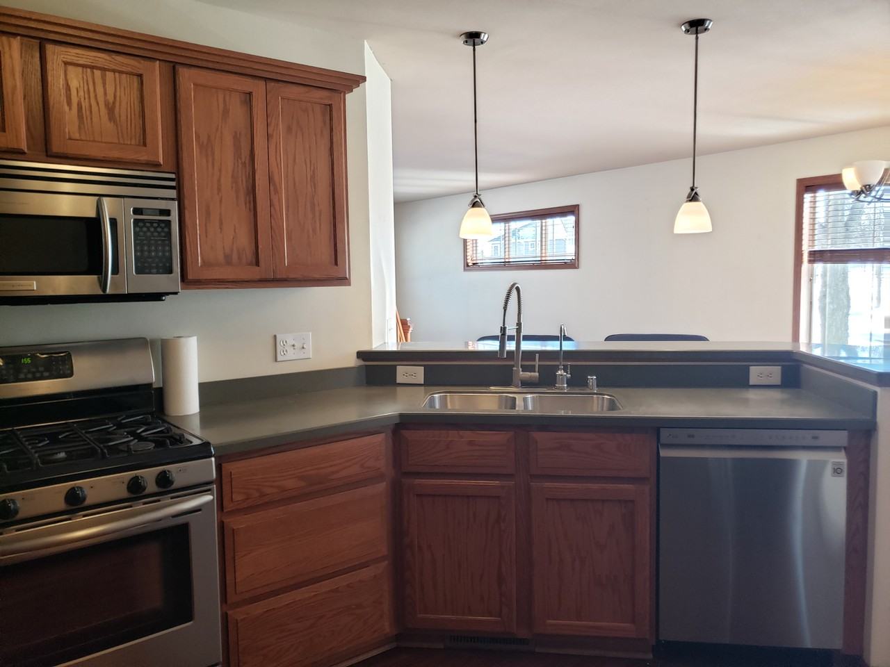 3718 Stonebridge Dr #NA - Photo 7 of 33