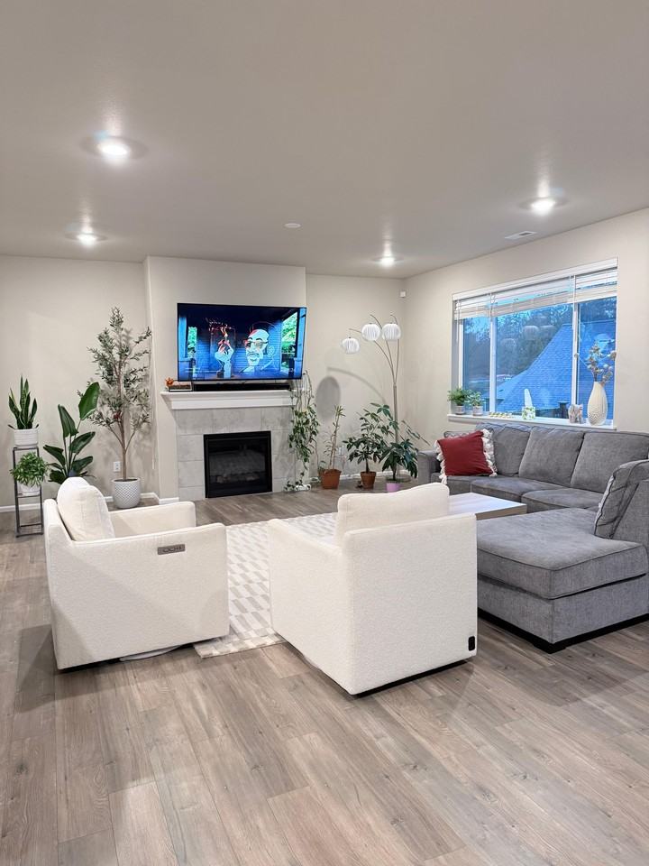 7929 39th Pl Ne #NA - Photo 3 of 27