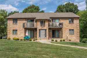 featured image of 6424 Saint Andrews Dr #8