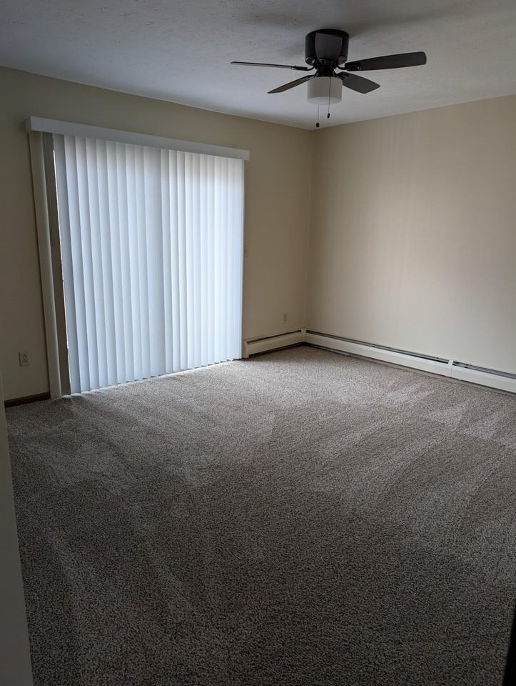 6424 Saint Andrews Dr #8 - Photo 5 of 7